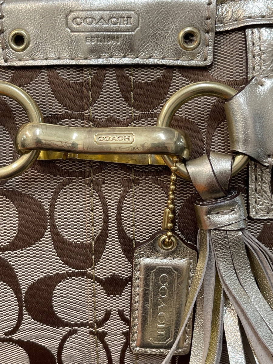 COACH · Hamptons Signature · Shoulder · TanGold
