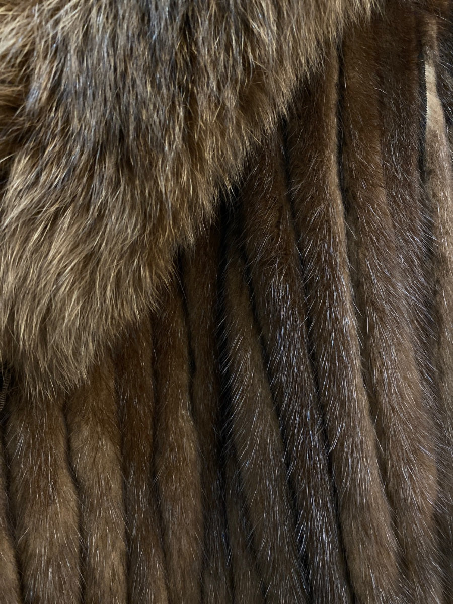 Everitt Buelow · Mink Jacket · OS · Brown