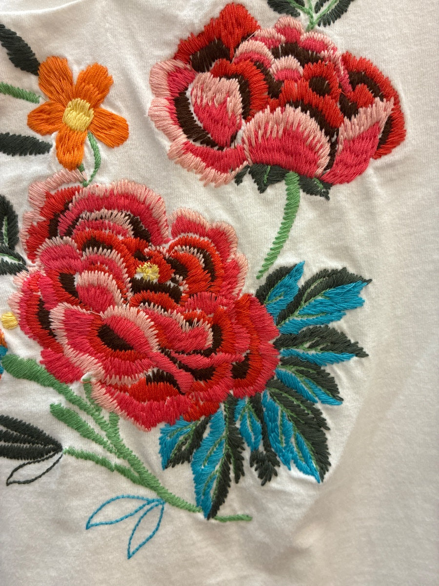 WhiteStag · Butterflies and Flowers LongSleeve Top · XLarge · White