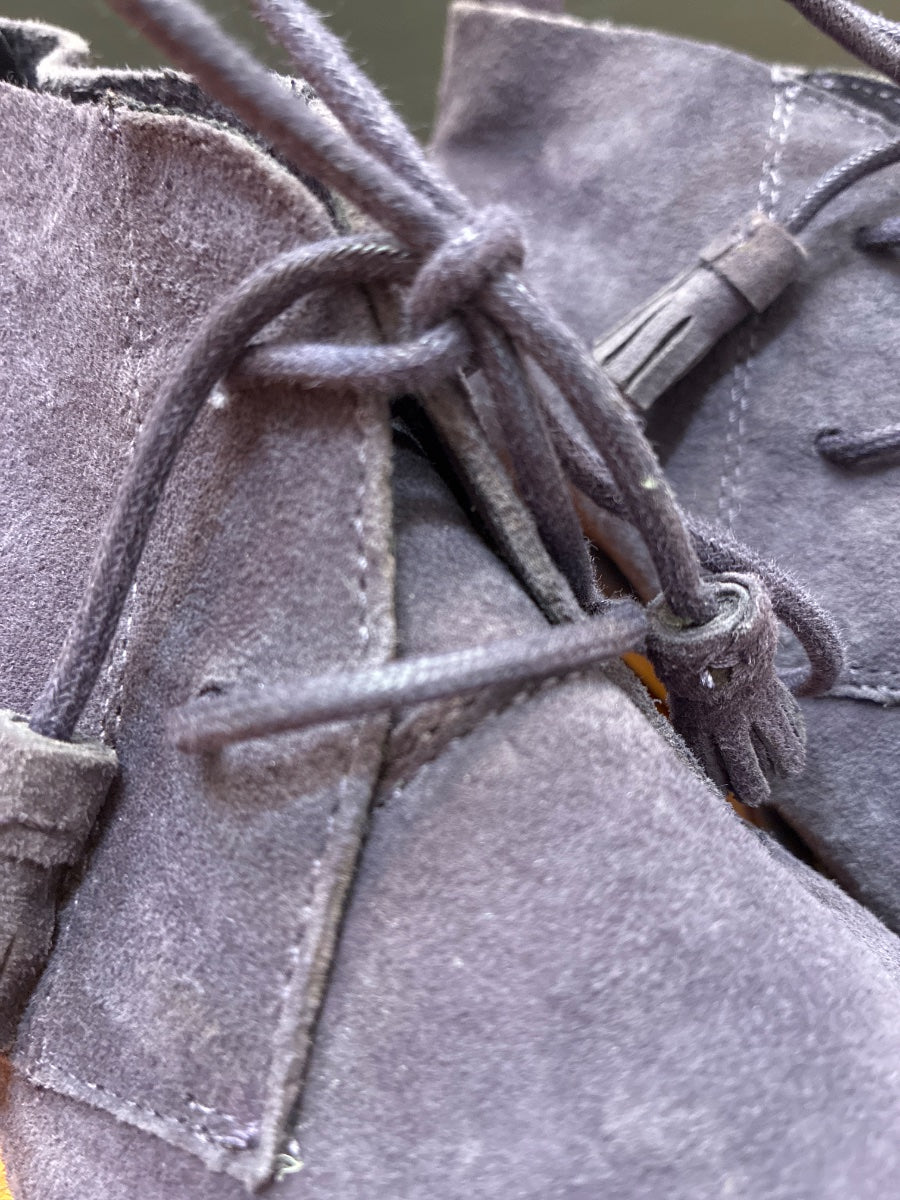 Hush Puppies · Moyen Lace Up Tassels Ankle Booties · 9 · Purple Suede