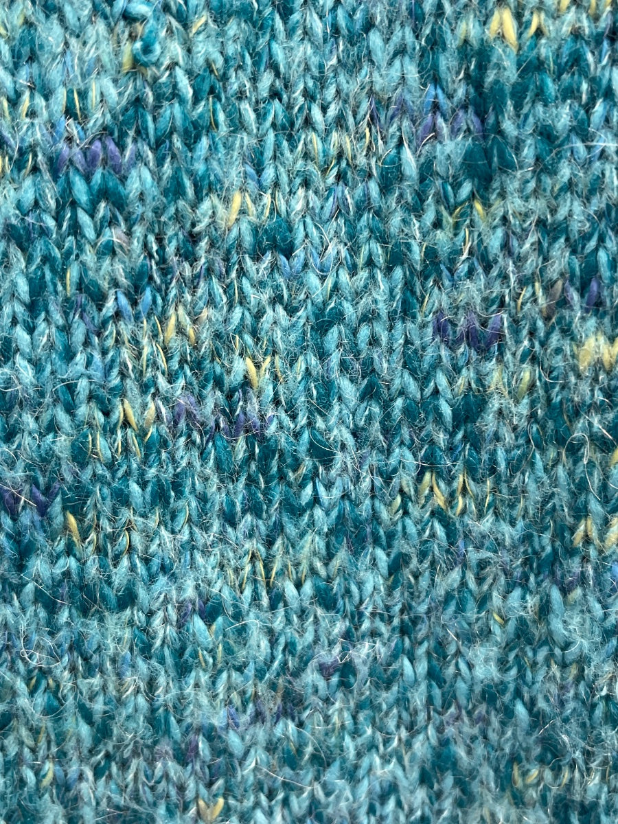 Kintamani · Wind River · Medium · Turquoise