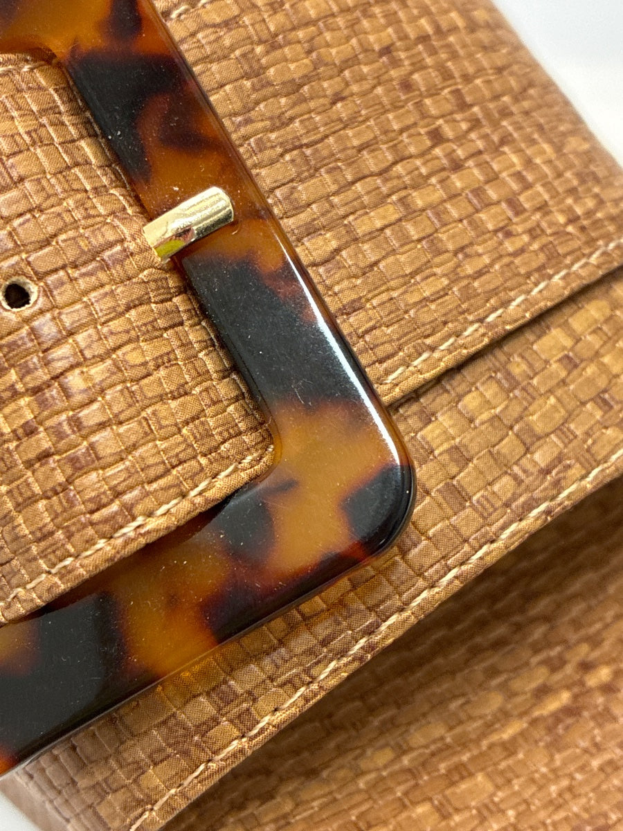 Unisa · Lennin · 7.5 · Fawn