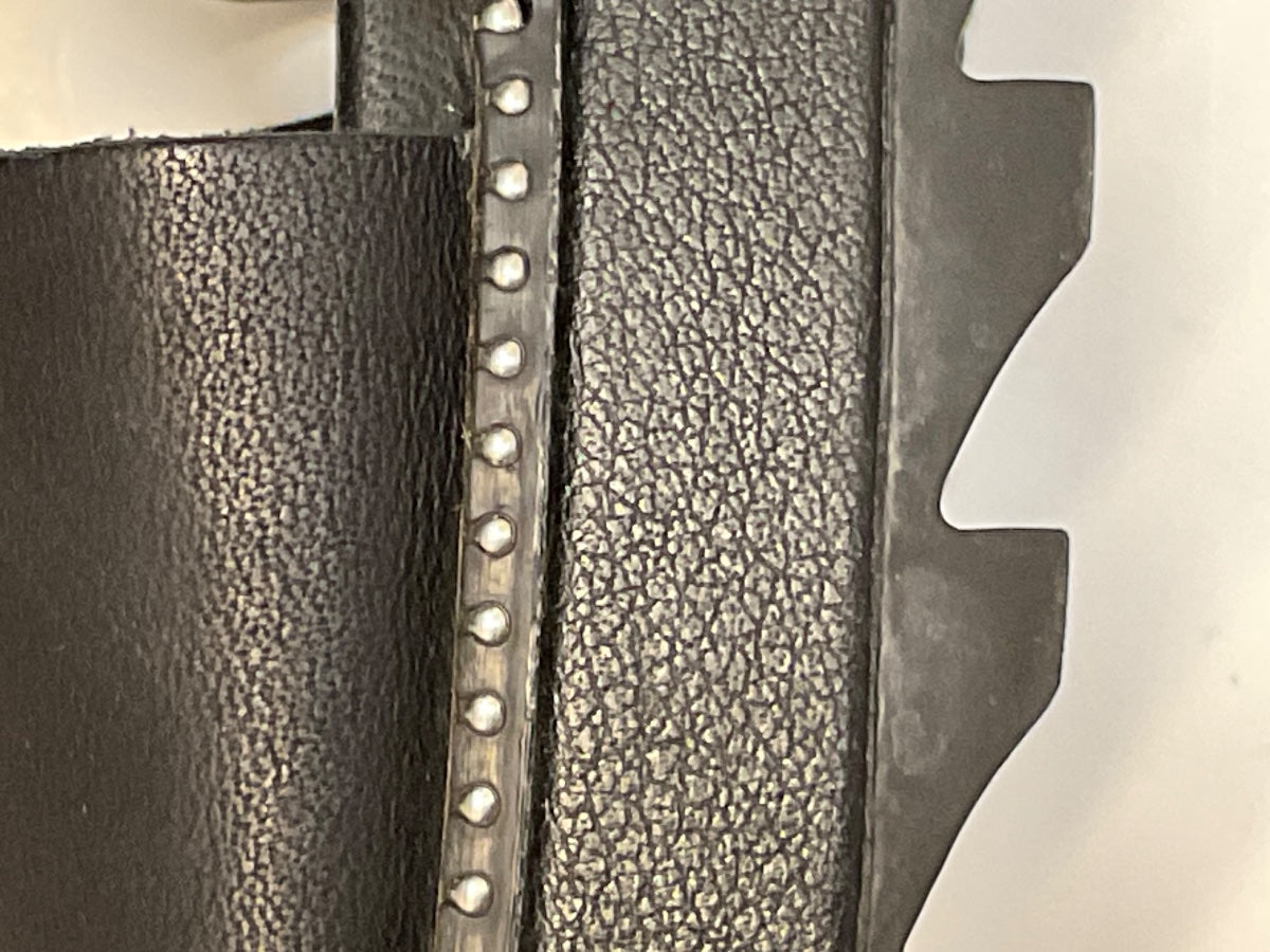 Sorel · Roaming criss cross sandal · 9 · Black