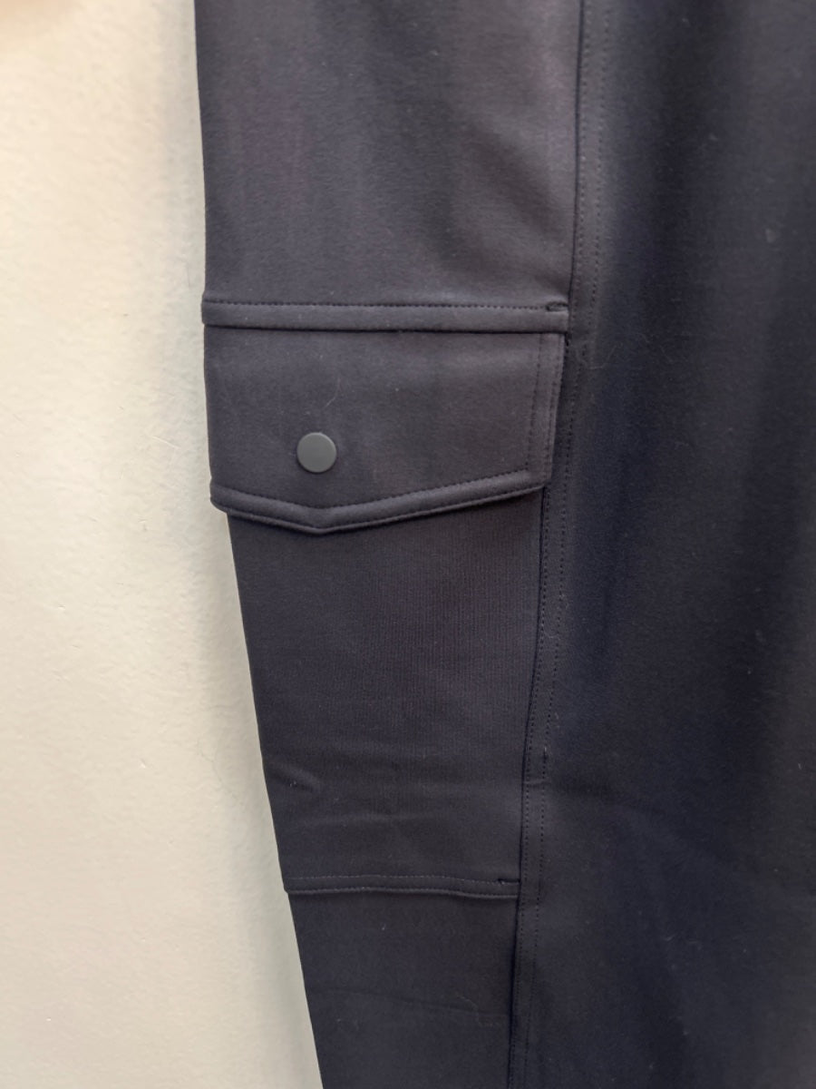 Athleta · Venice Cargo Jogger · Large · Black