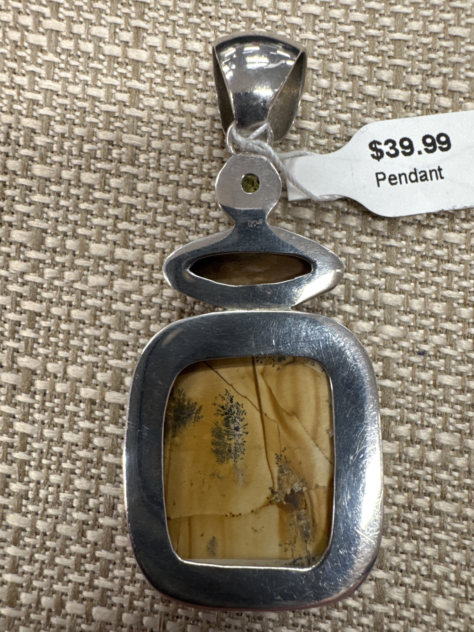 Pendant