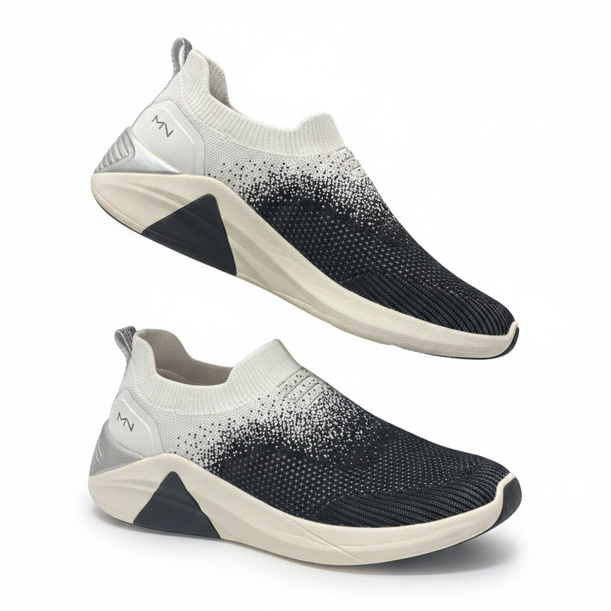 Skechers Mark Nason · A-Linear No lace slip on sneakers · 8.5 · White/Black