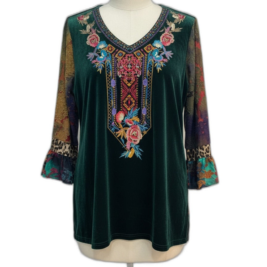 Caleooa · Bell Sleeve Top · Large · Emerald
