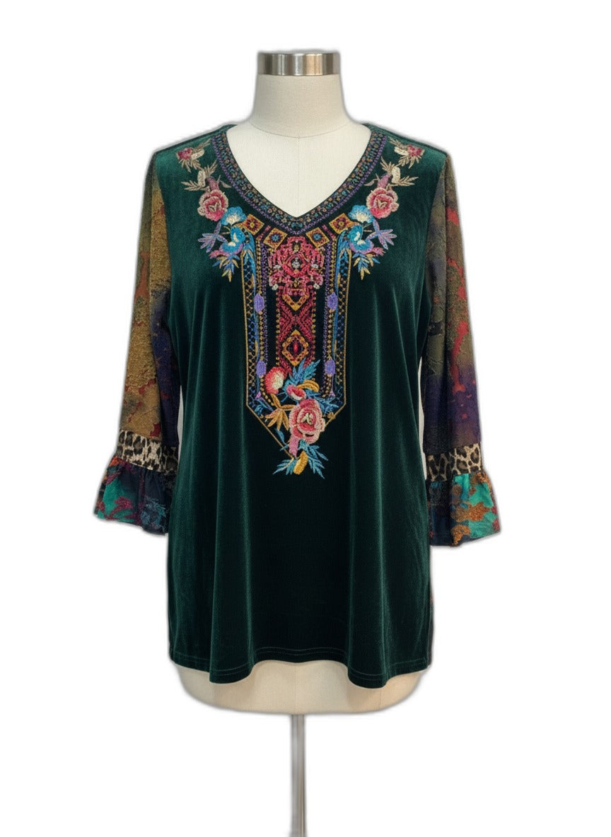 Caleooa · Bell Sleeve Top · Large · Emerald