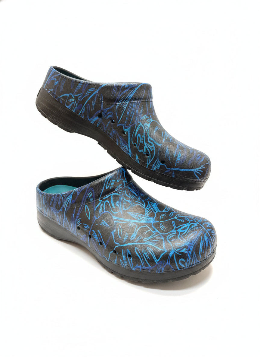 Dansko · Clogs · 9.5 · TurqBlack