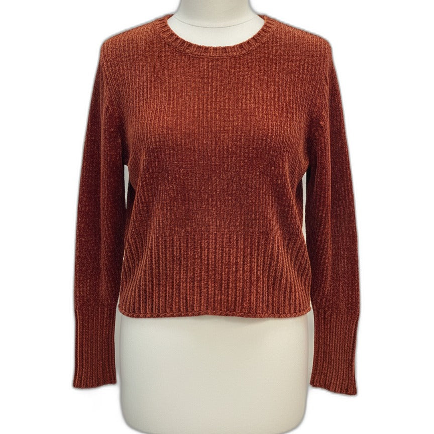 Iconic Apparel · FashionSweater · Medium · Brick