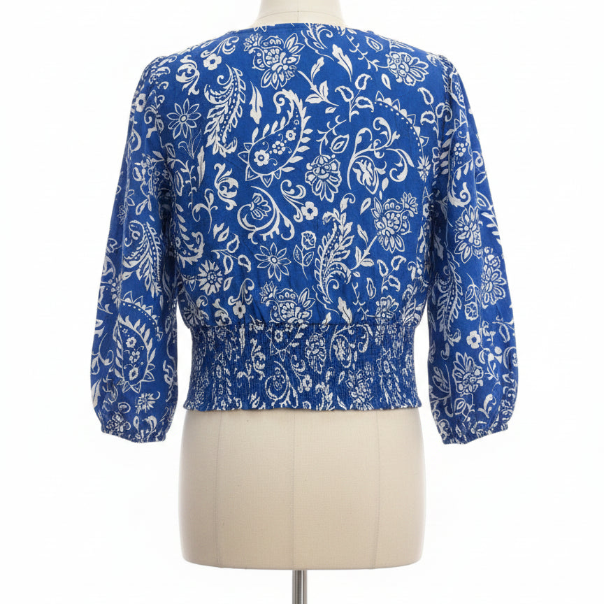 Melanie Lynne · 3/4 Sleeve Smocked Waist Blouse · Medium · BlueWhite