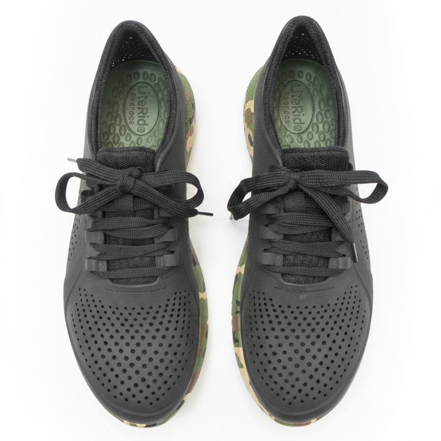 Crocs · Sneakers · 9 · BlackCamo