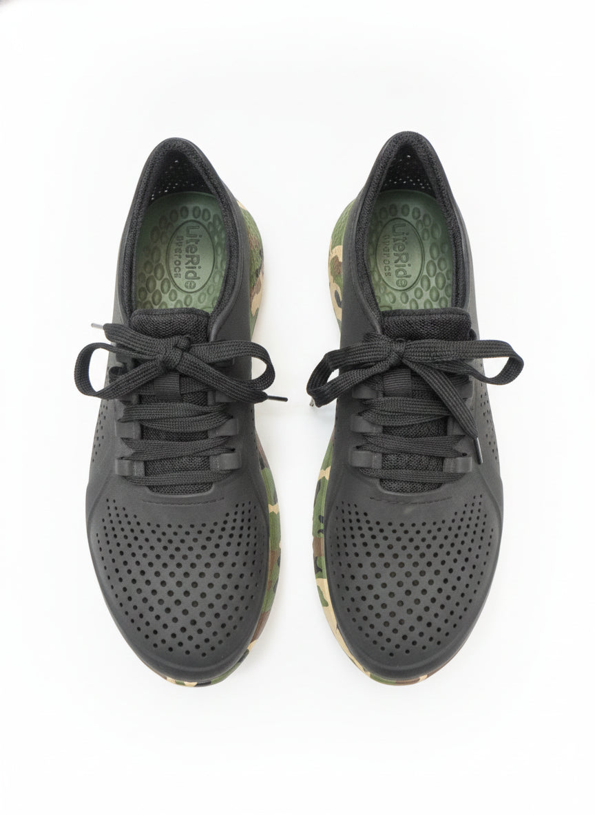 Crocs · Sneakers · 9 · BlackCamo