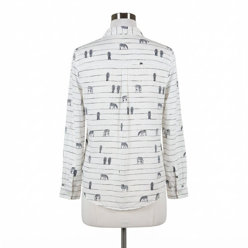 Jane&Delancey · Roll Tab Shirt Zebras Grazing · Large · White/Black