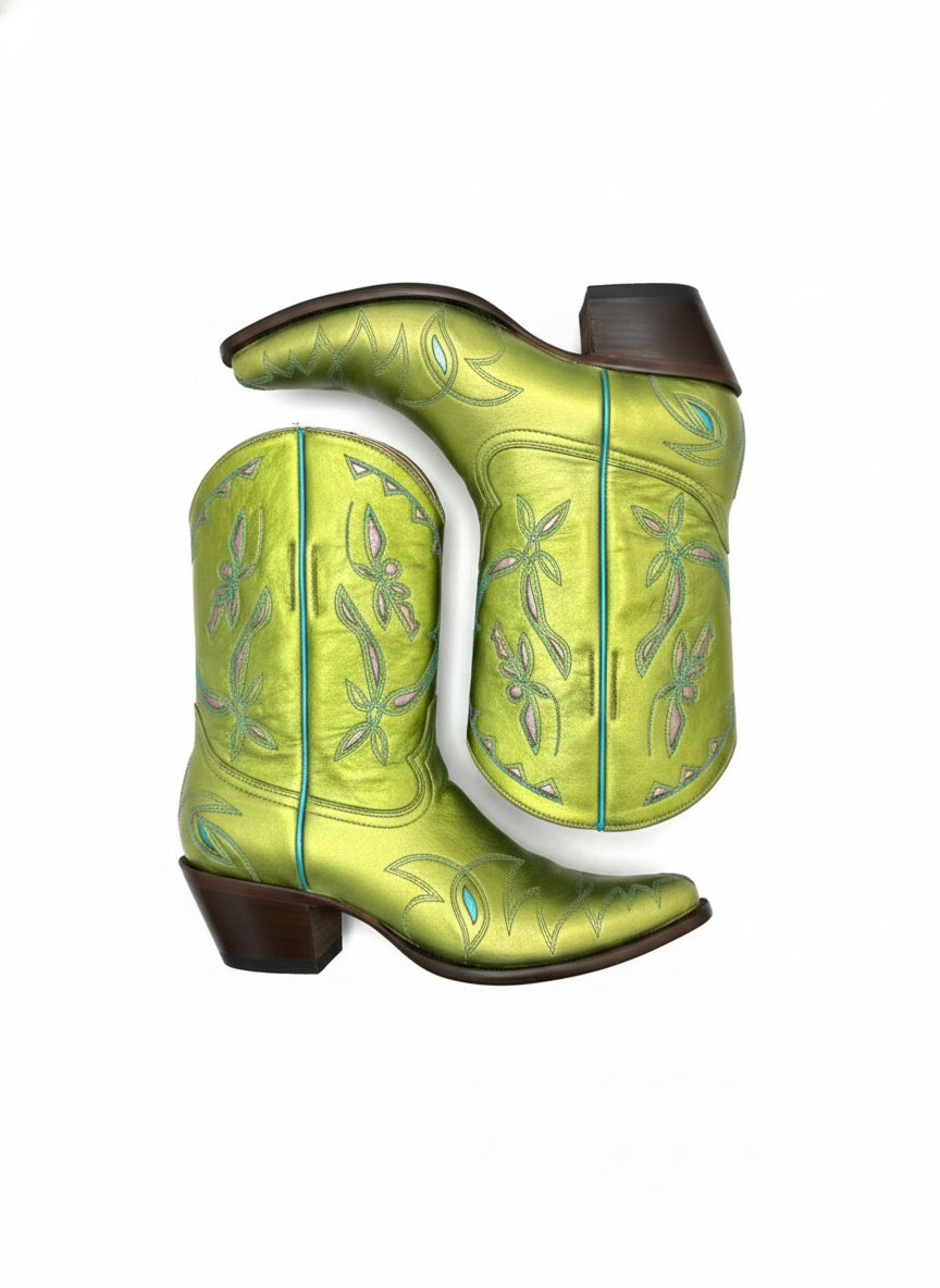 Old Gringo · Reno · 11 · Metallic Lime Green