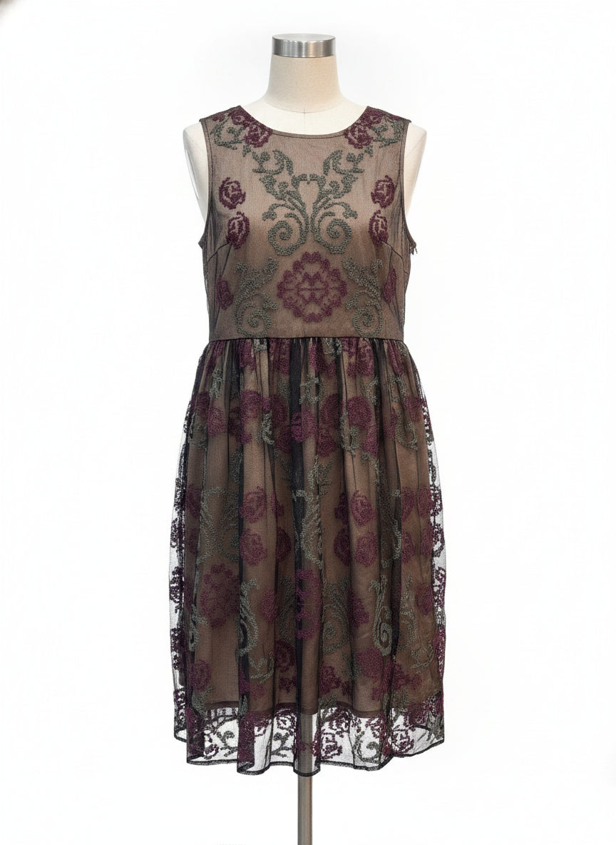 Sundance · Lace Overlay Dress Rose Cross Stitch · 4 · Burgundy, Black