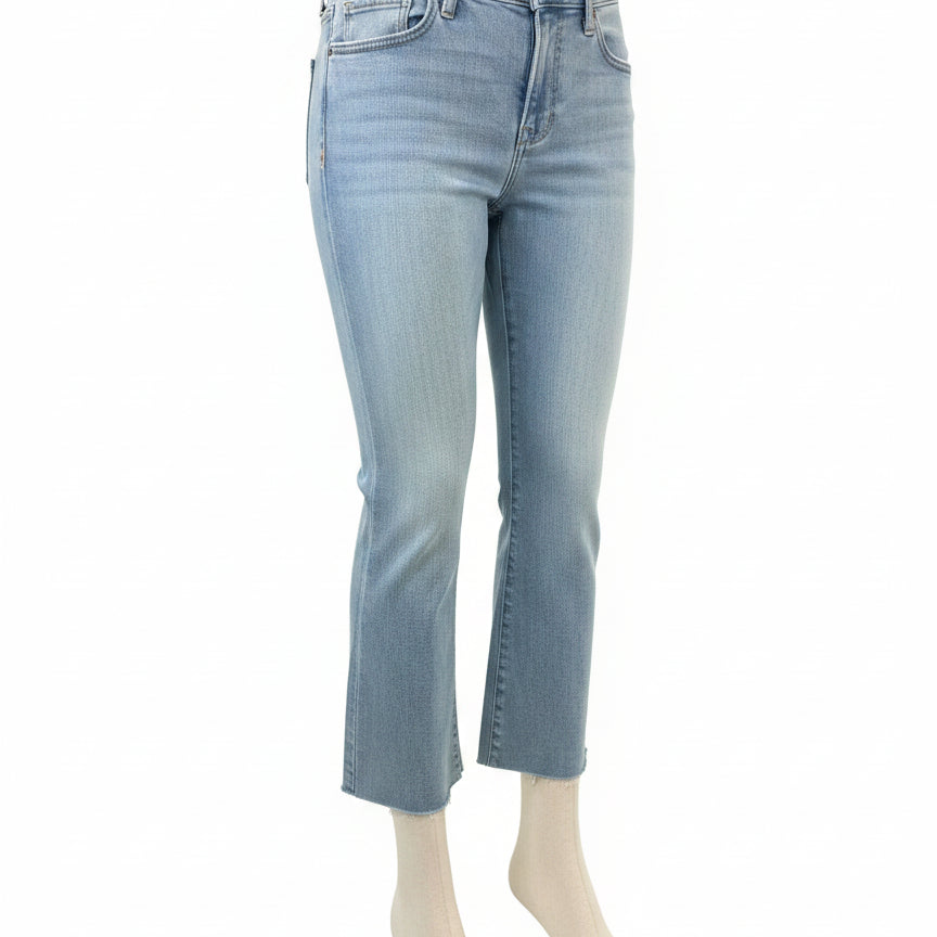 LuckyBrand · Sweet Mid-Rise Kick Crop · 6 · Light Denim