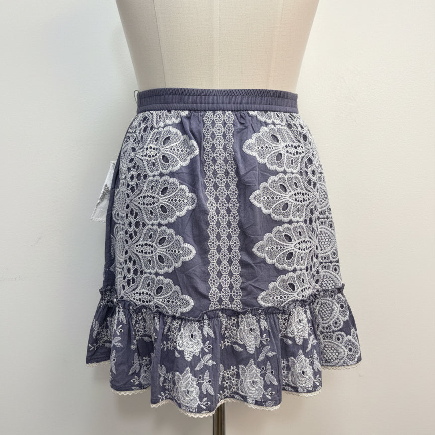 Cino · Embroidered Skirt · XS · OceanWh