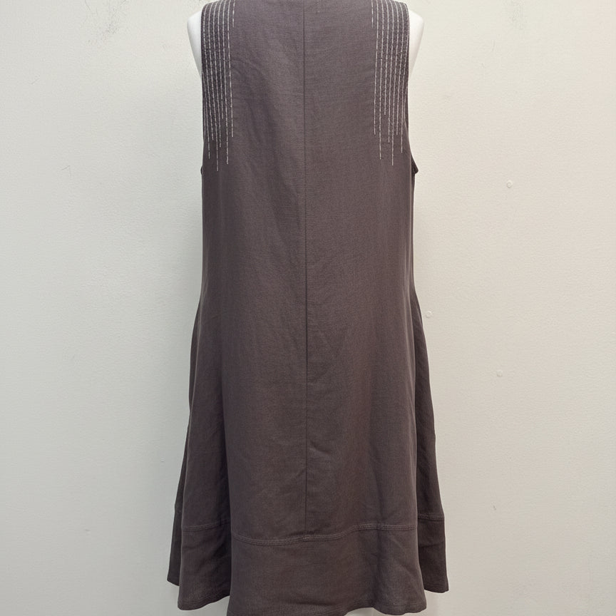 Yea · Cute Button Detail Dress · S/M · Brown