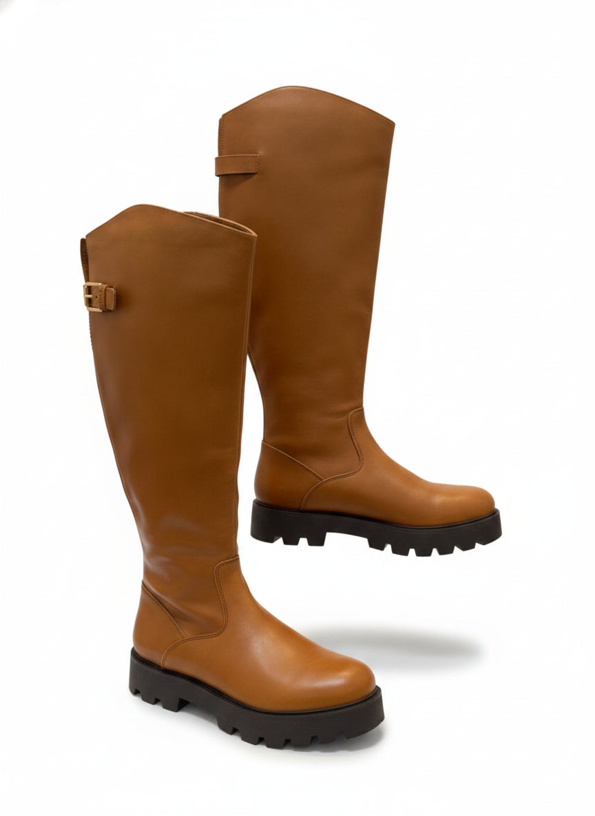 Franco Sarto · Balinboot · 9.5 Wide · Cognac