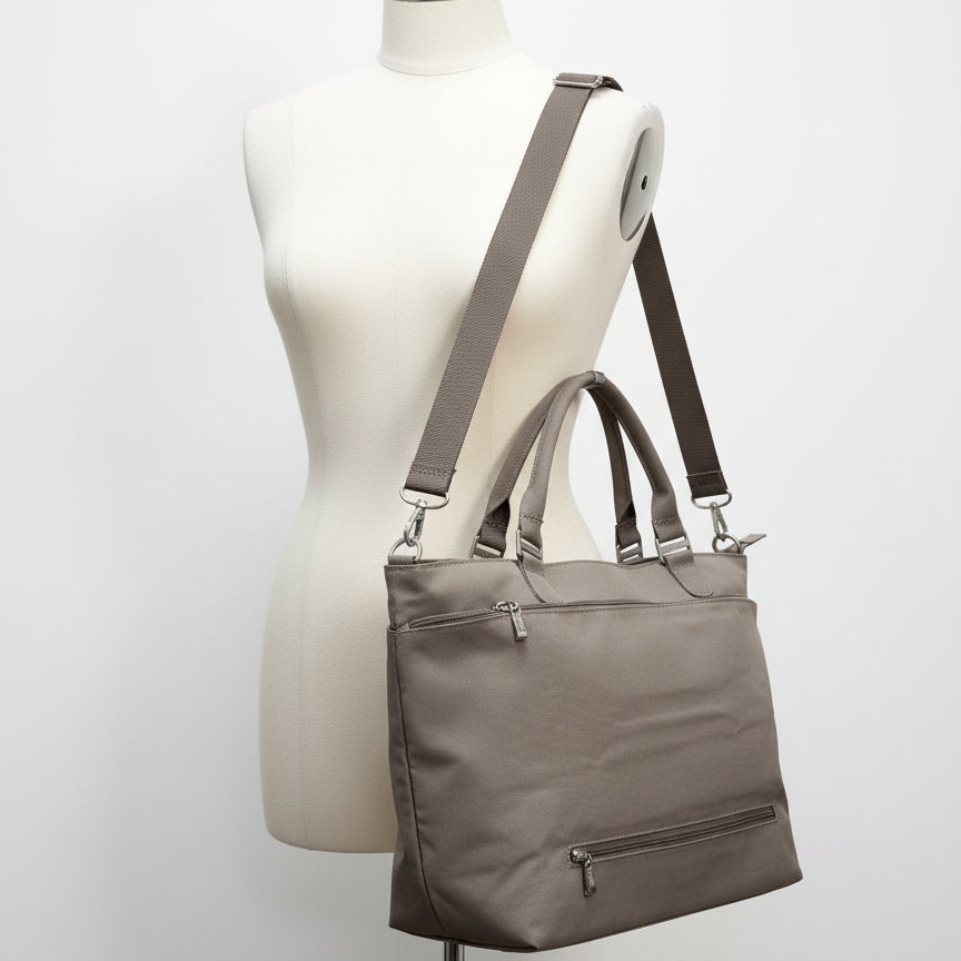 Baggallini · Avenue Tote · Tote · TaupeYellow