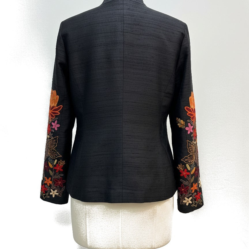 Anu · Embroidered Open Jacket · Large · BlackFloral