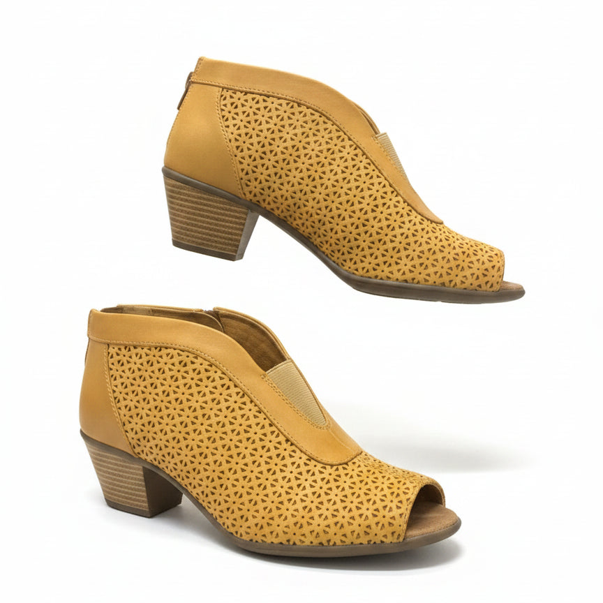 Earth · Carden Booties · 9 · Yellow
