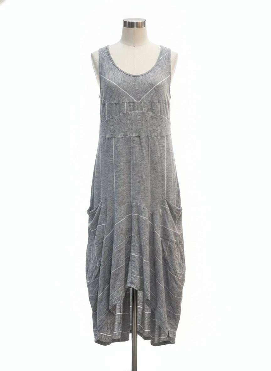 Inizio · Sleeveless Dress · XLarge · Gray/White