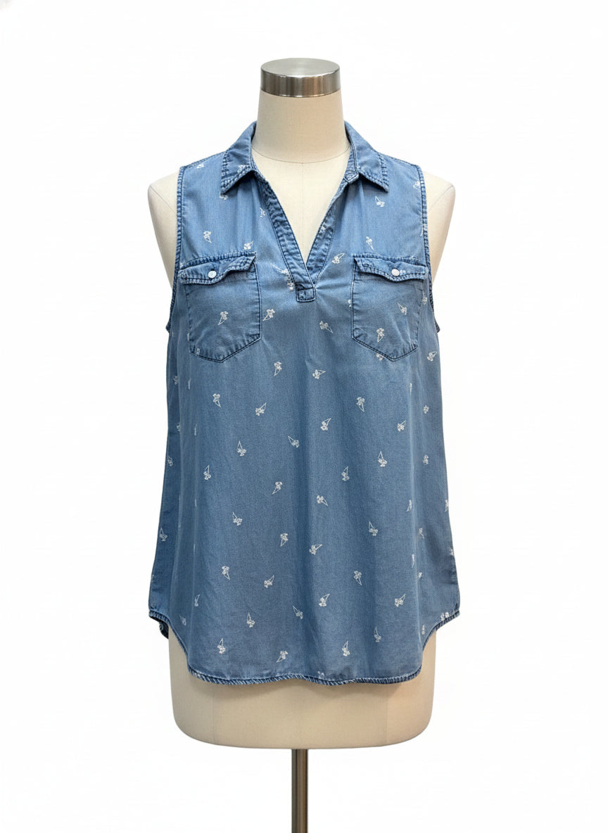 CaffeMarrakesh · Sleeveless Top · Medium · ChambrayWhite
