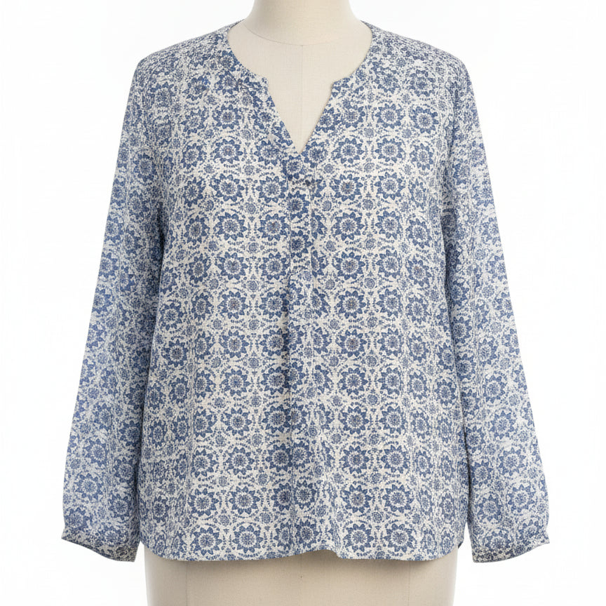 Tahari · Blouse · 1X · White and Blue