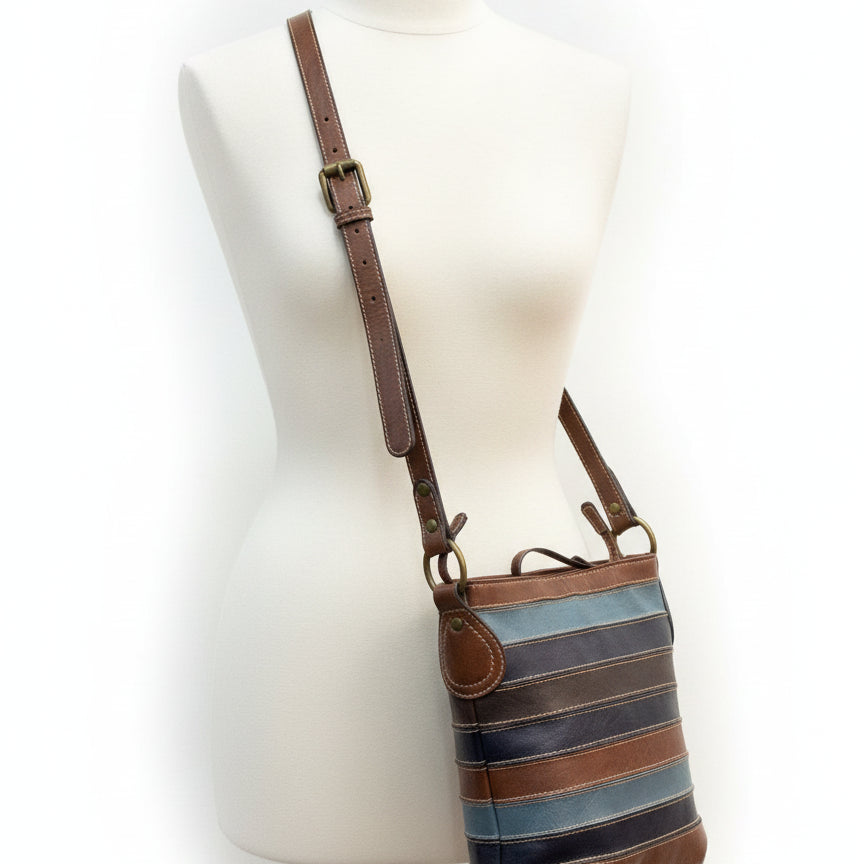 LizClaiborne · Crossbody · One Size · Navy Brown