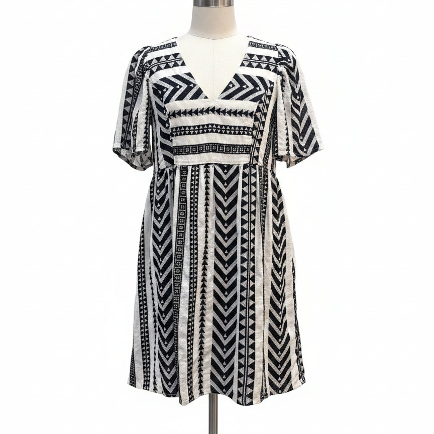 Old Navy · Boho Chic Dress · Medium · CreamBlk