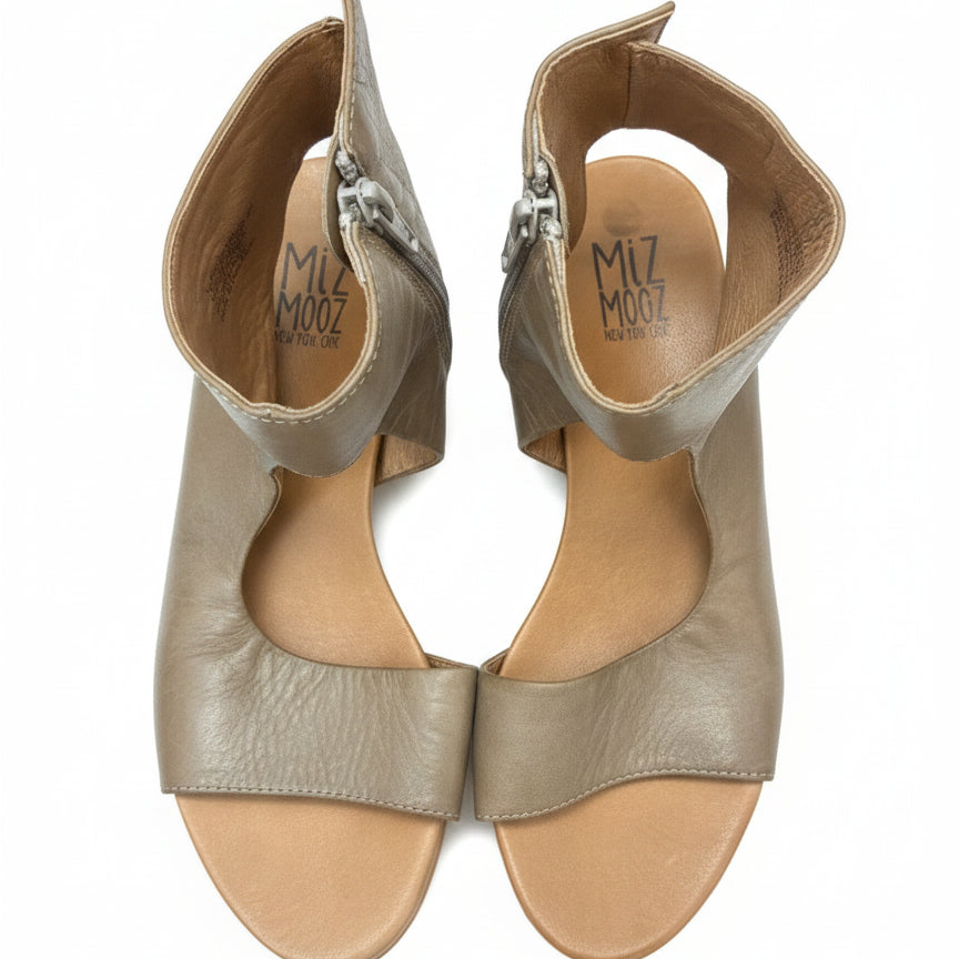 Miz Mooz · High Ankle with Zipper · 10 · Mocha