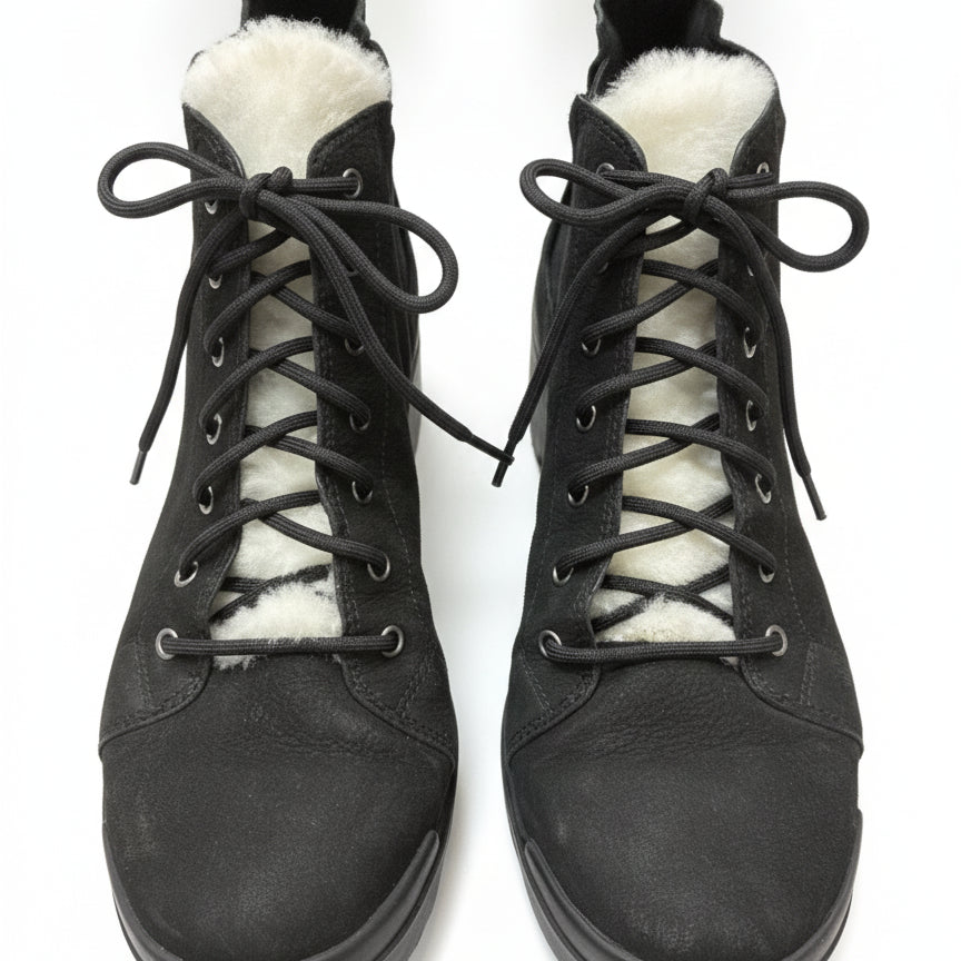 Eileen Fisher · Booties · 8 · Black