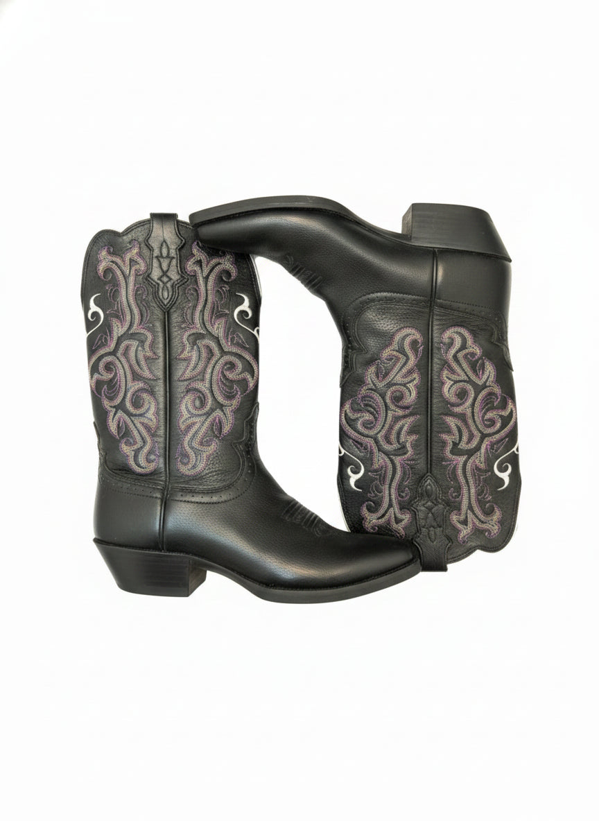 Justin · Stampede Leather Square Toe CowGirl · 8 · Black