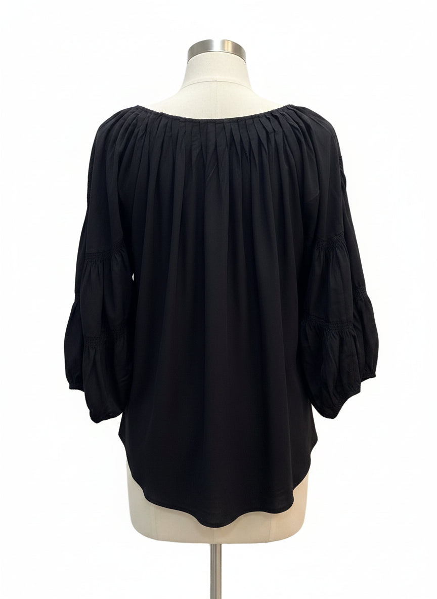Sundance · Boho Top · Medium · Black Floral Print