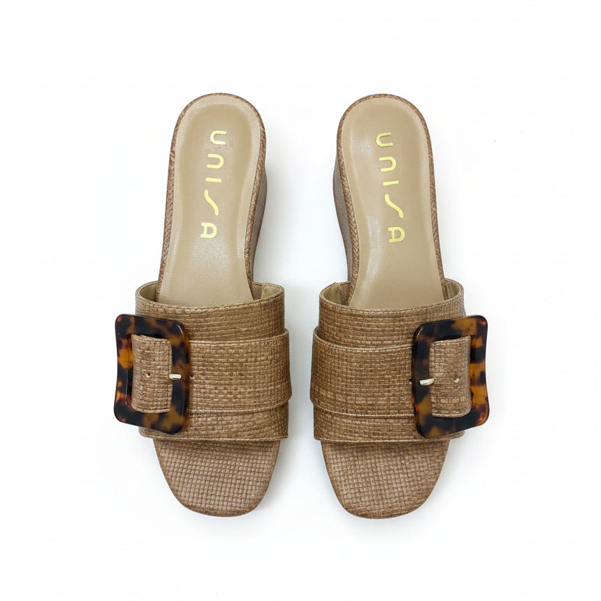Unisa · Lennin · 7.5 · Fawn