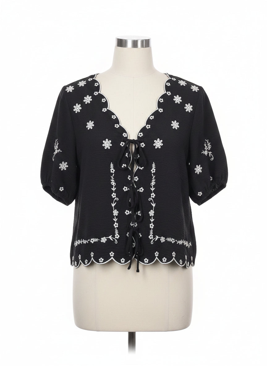 Adrianna Papell · Tie Front Detail Balloon Sleeve · Small · Black/White Embroidery