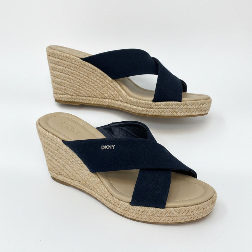 DKNY · Maryn Crossband Platform Wedge · 7 · NavyCream