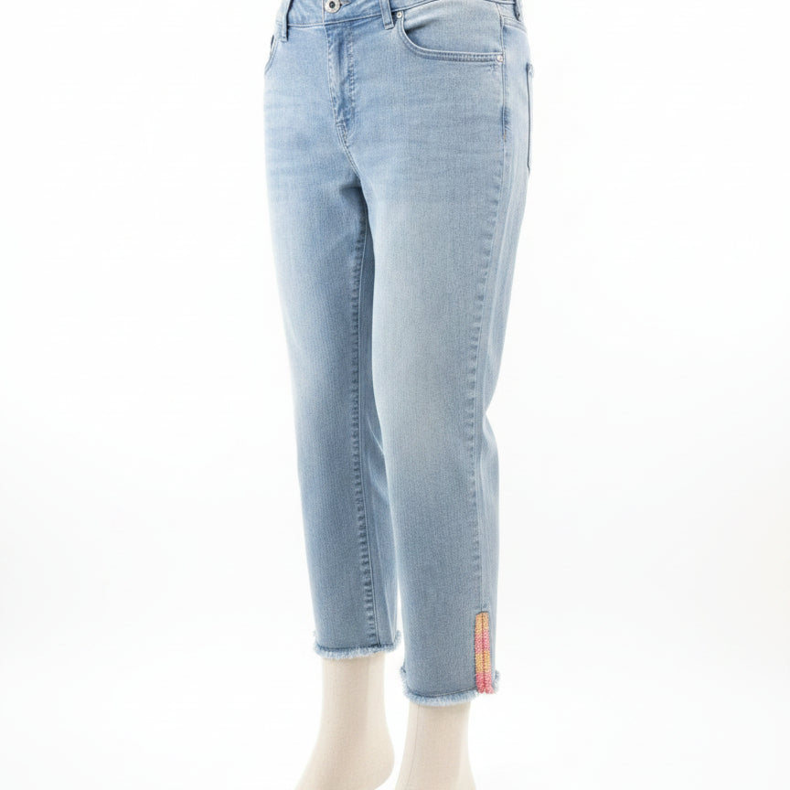 Tribal · Audrey Midrise straight capri · 14 · Light Blue Denim