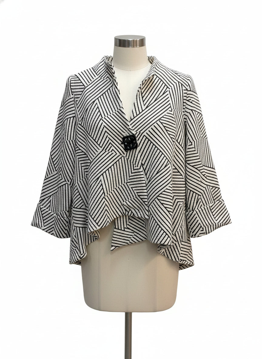 IC by Connie K · Jacket · Medium · WhiteBlk