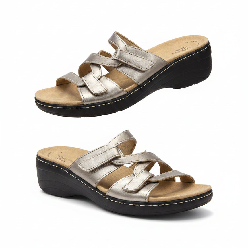 Clarks · Shoes · 10 · Gold