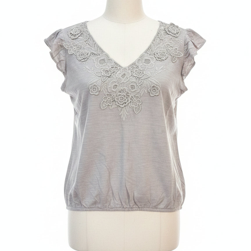 Blue Tassel · Gray Floral Print · Medium