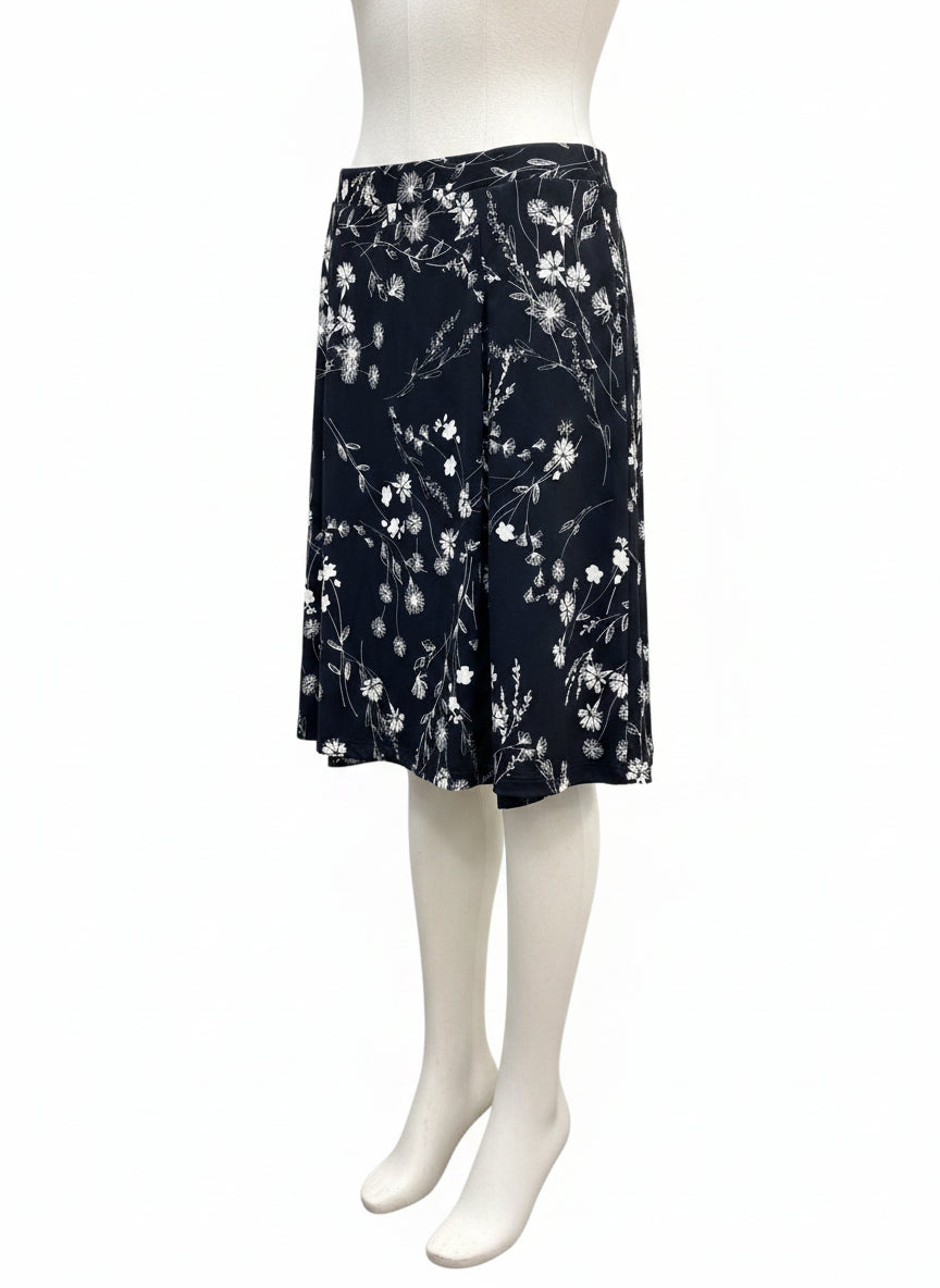 Gilli · Fit and Flare · Small · BlackWhite Floral Print