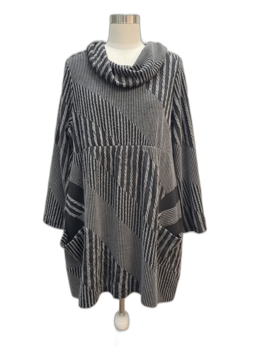 Moonlight · Textured Cowl Neck Dress · S/L · GrayBlk