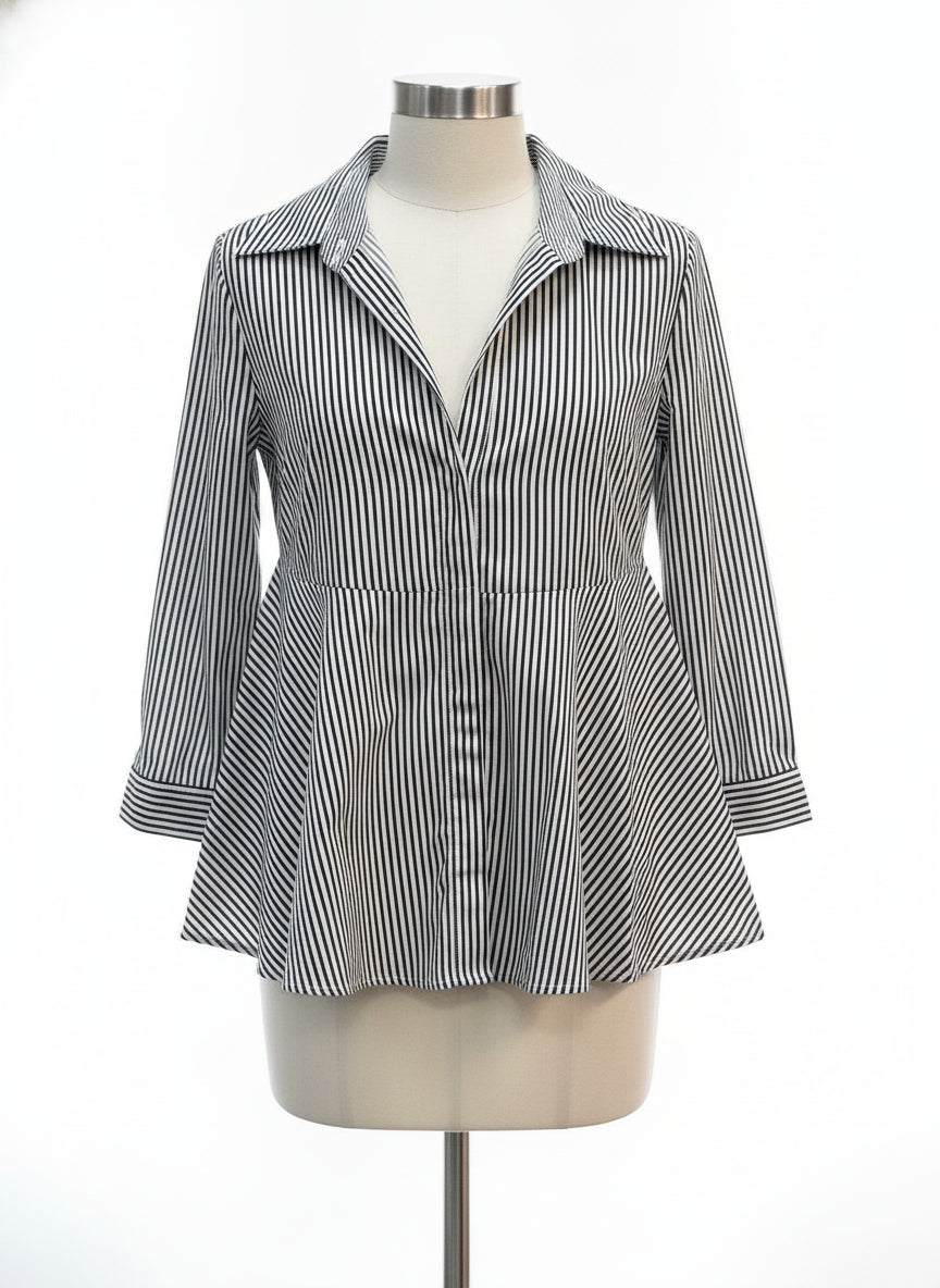 Planet by Lauren G · Striped w/ pockets · Medium · Black and White