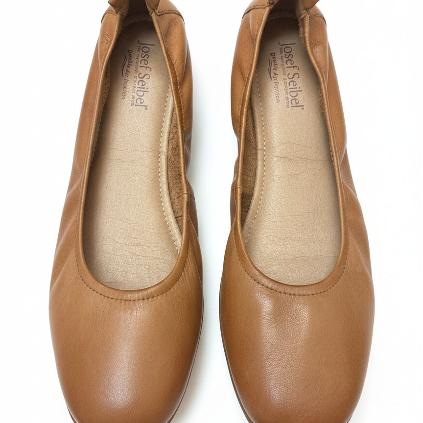 Josef Seibel · Fenia flats · 10.5 · Toffee