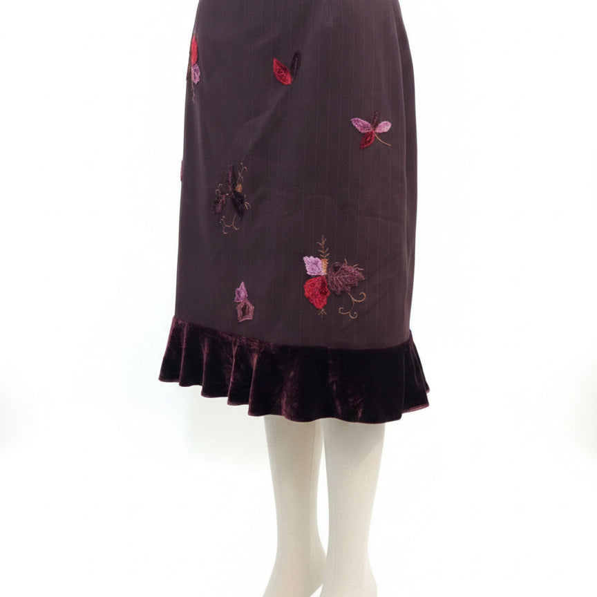 Fit and Flare · Jon Skirt Velvet Applique and Trim · 4 · Burgundy