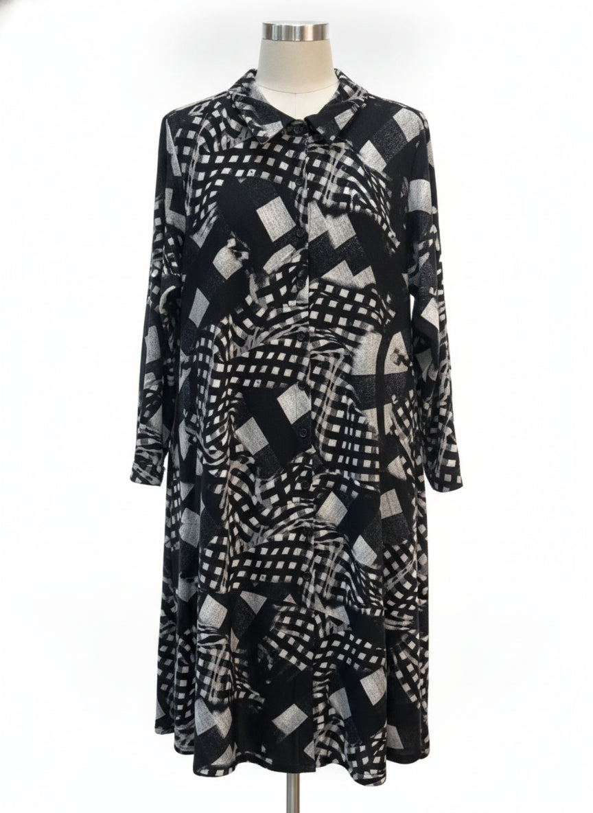 Attitudes · Longsleeve Dress · 2X P · BlackWhite