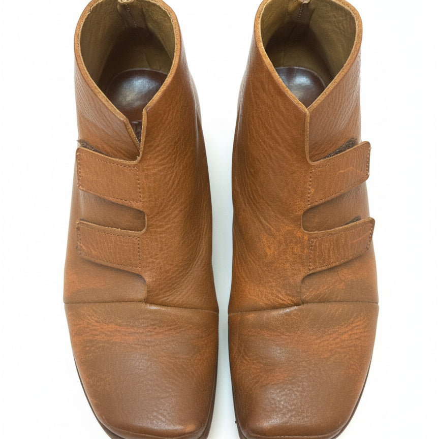 CYDWOQ · Velcro Leather Vibram Sole · 8.5 · Toffee